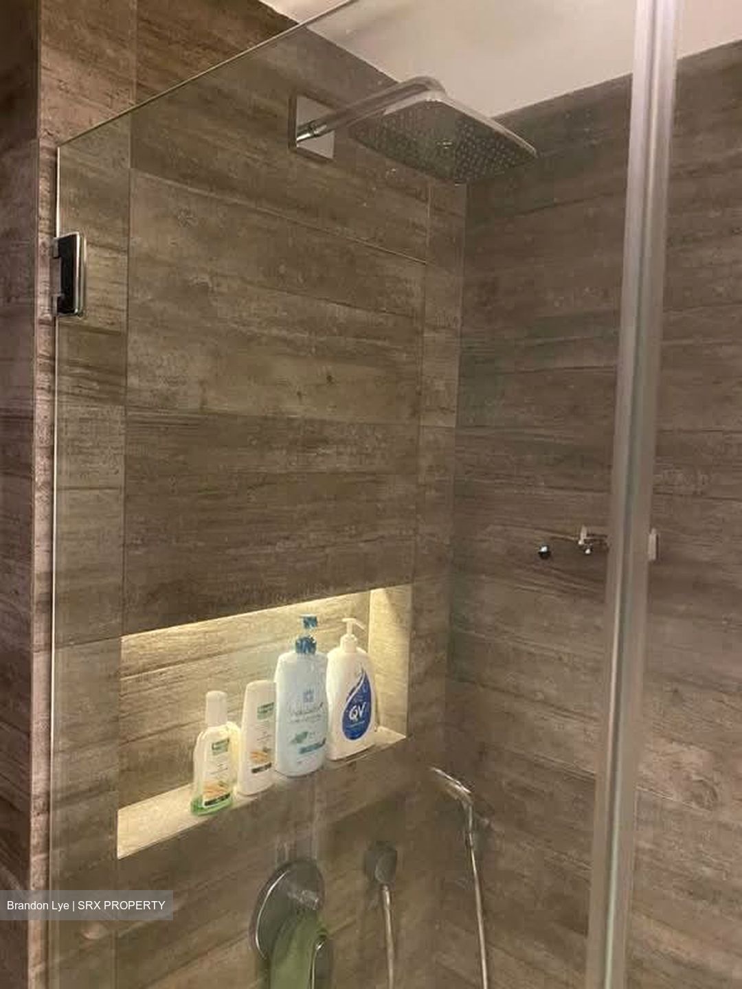 UE Square (D9), Apartment #546631611